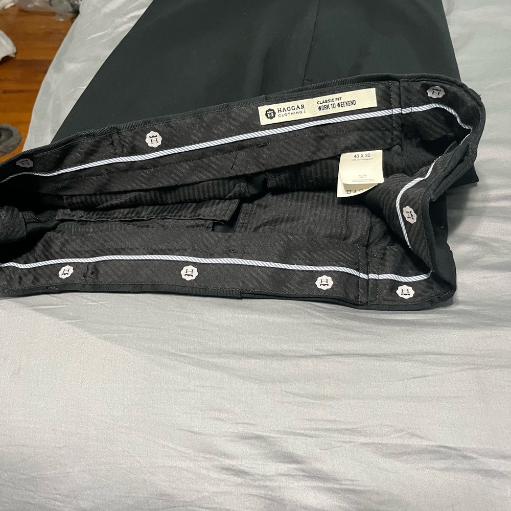 Like new , Haggar black,  classic fit work -dress pants 40x30